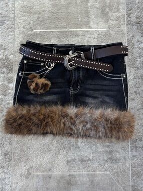 BRAND NEW Brown Leather Belt with Decorative Buckle and Fur Charm